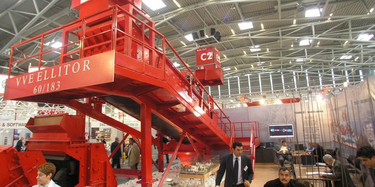 10 BAUMA 2004.jpg